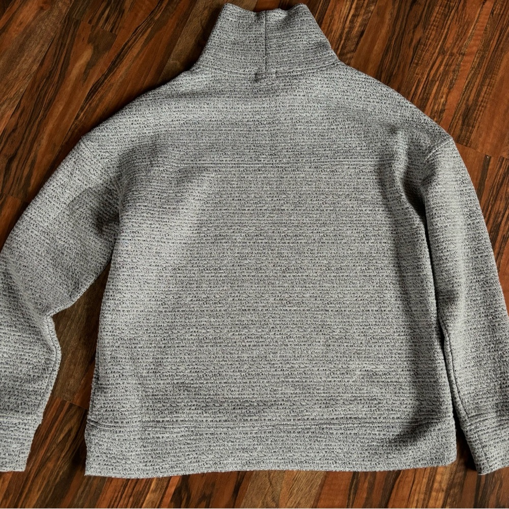 AO Cozy Pullover✨ - Picture 2 of 5